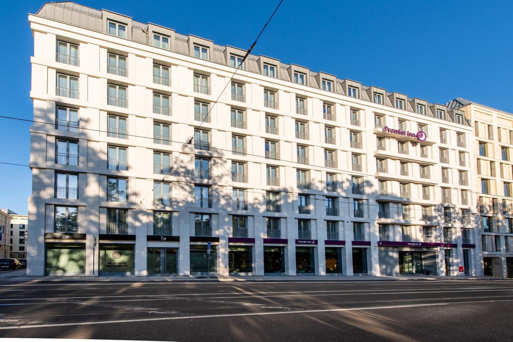 Premier Inn Leipzig City Oper Eksteriør billede